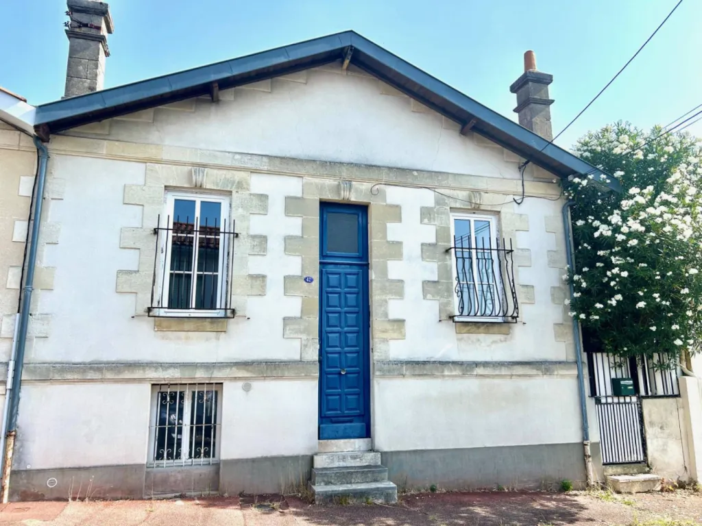Charmante maison en pierre avec joli jardin Le Bouscat Garenne Carnot 