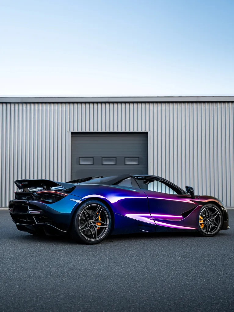 Protection coloré sur cette Mclaren 720s