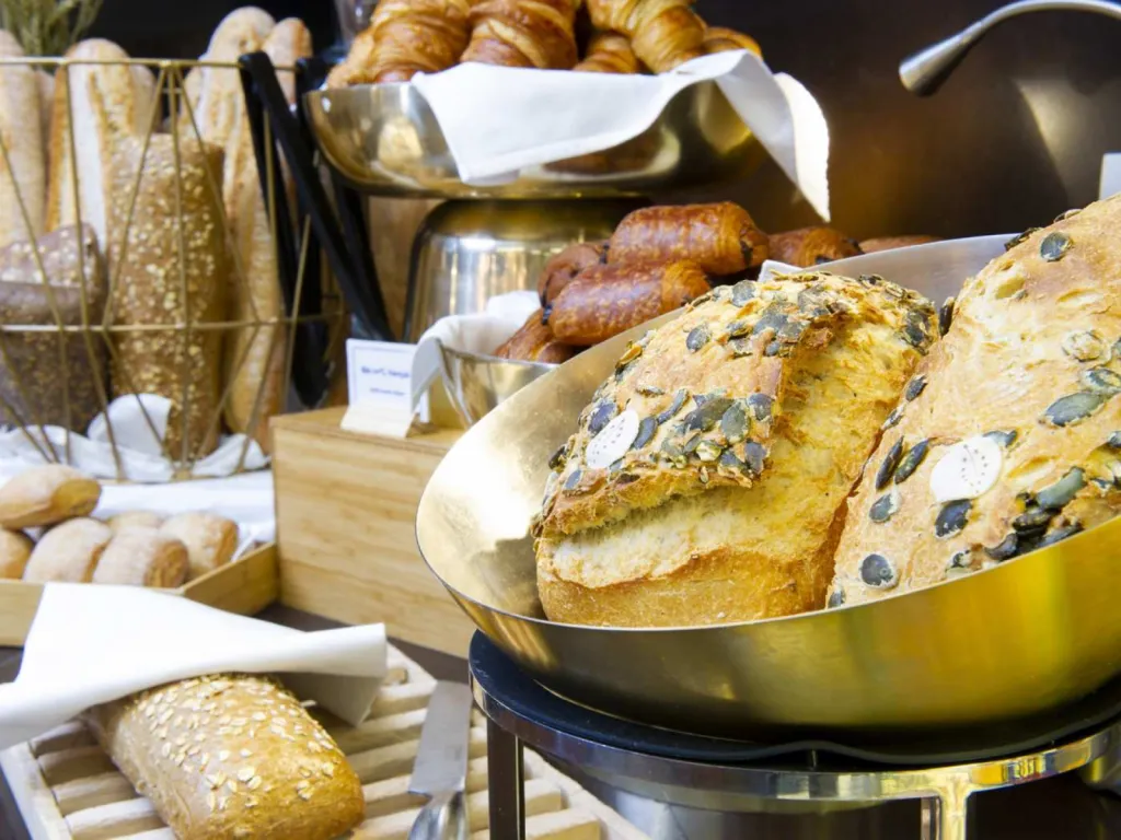 Reportage photographique petit déjeuner buffet Novotel pôle boulangerie