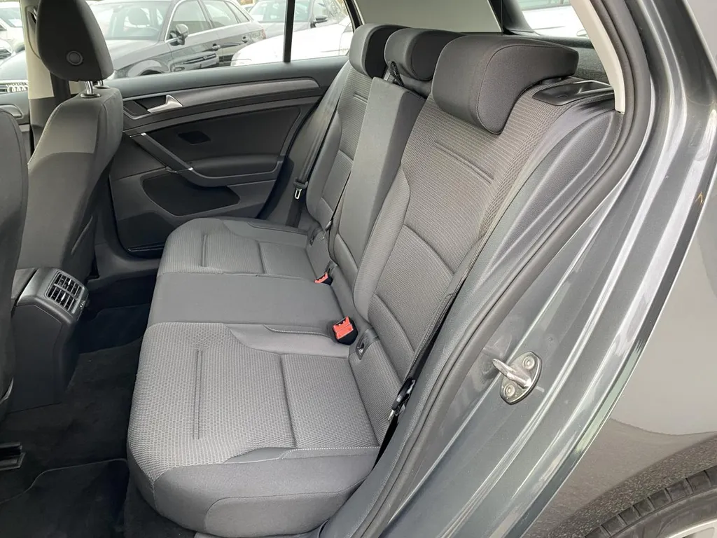 Volkswagen Golf 1.6 TDI 115 Confortline Business d'occasion à vendre près du Havre et Rouen (76)