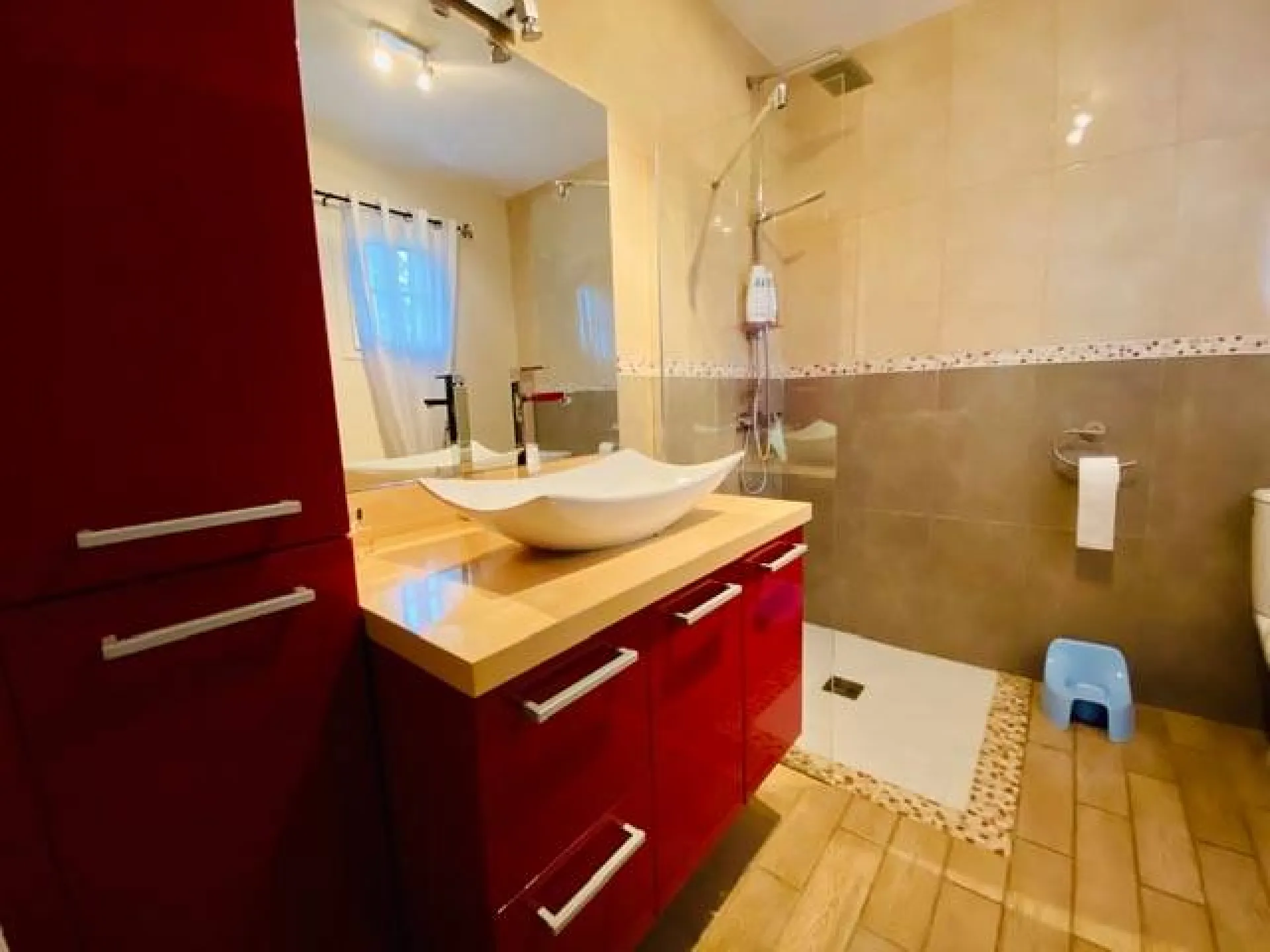 A acheter pavillon traditionnel de 102m² avec sous-sol complet sur la commune de SAINT PIERRE LES ELBEUF 76320