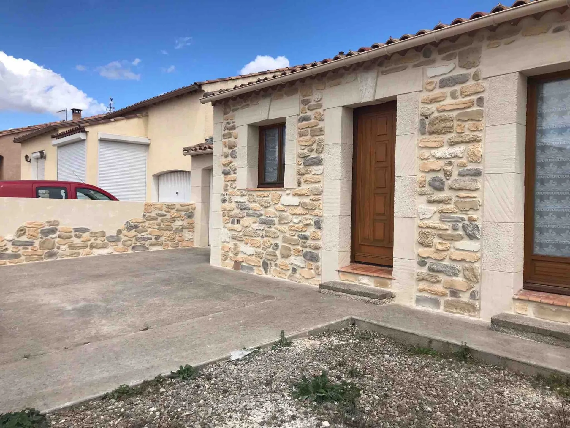 Rénovation d’une façade en pierre à Florensac proche d’Agde