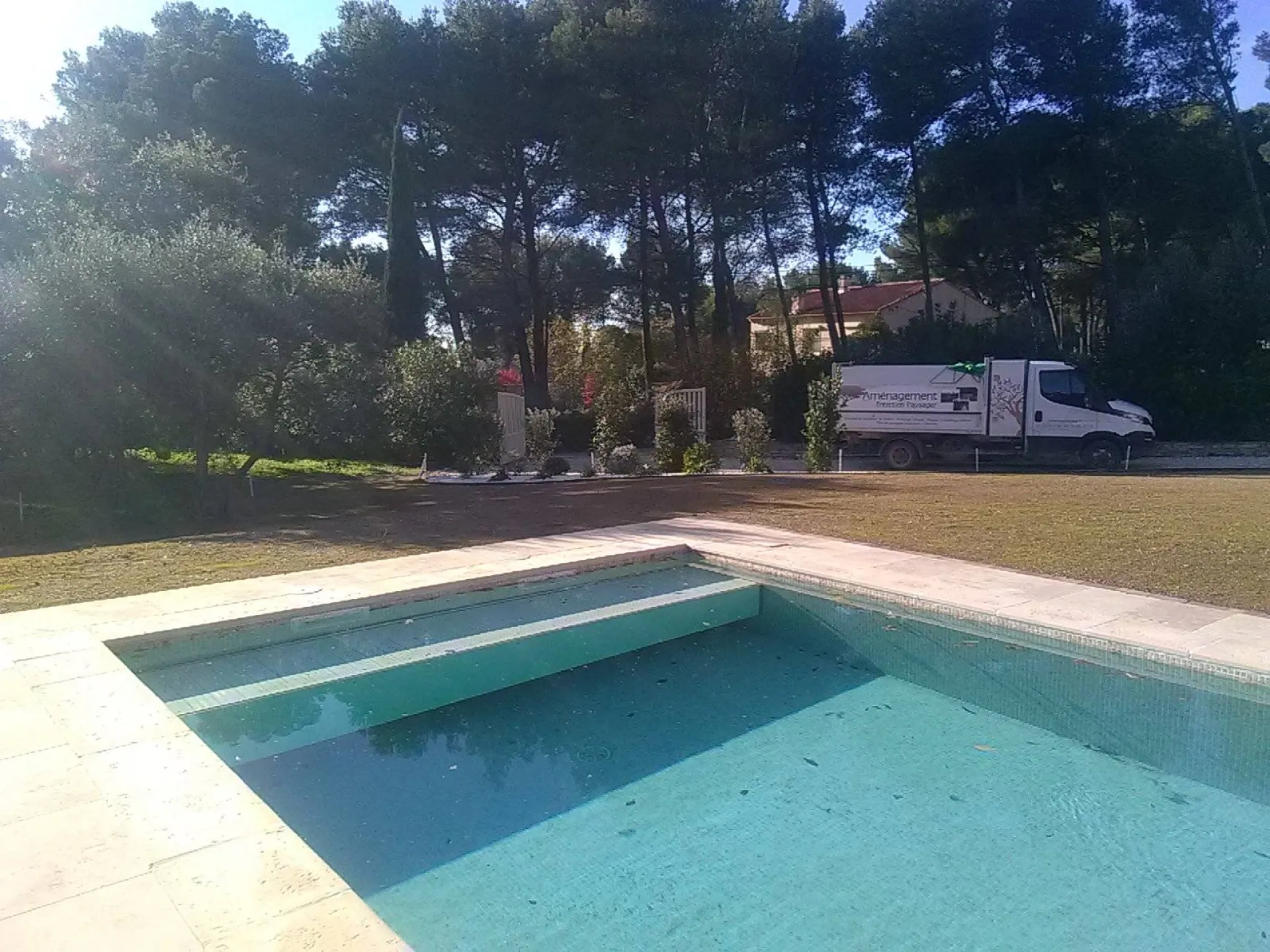 Installation d'arrosag programmable pour jardin à Velaux