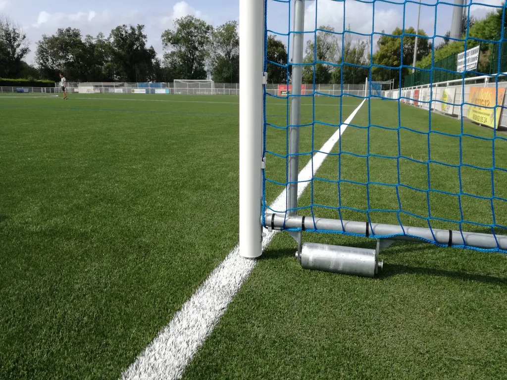 Changement d'un gazon synthétique pour terrain de football