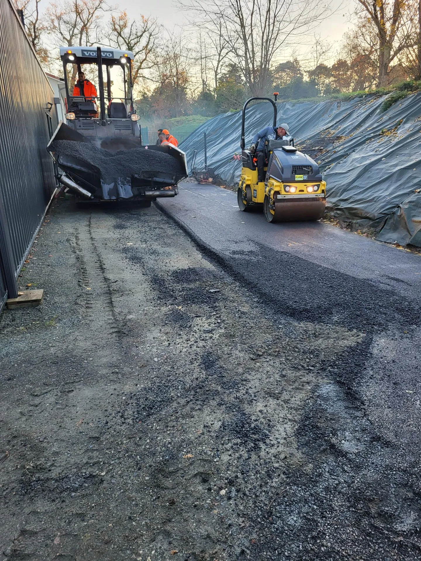 Réfection d’une allée et d’un accès garage en enrobés POMPIGNAC
