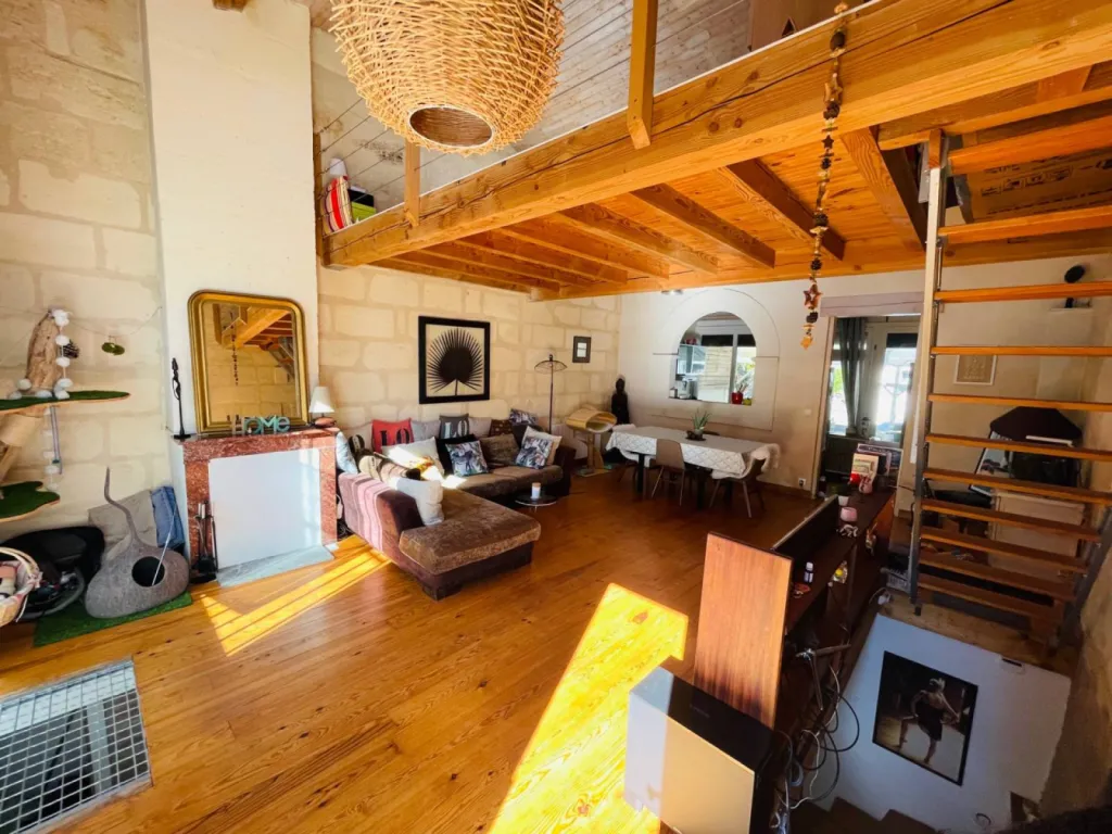 Vendue Maison pierre Bordeaux CHU / Barrière de Pessac 