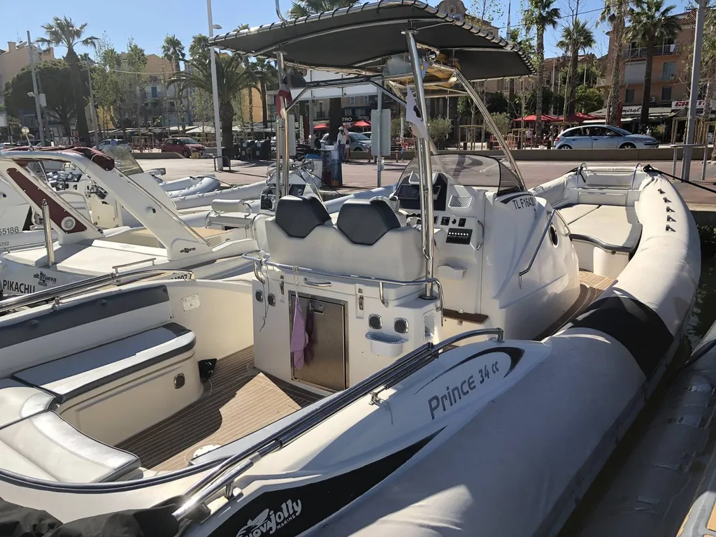 Vente bateaux semi-rigides d'occasion à Bandol