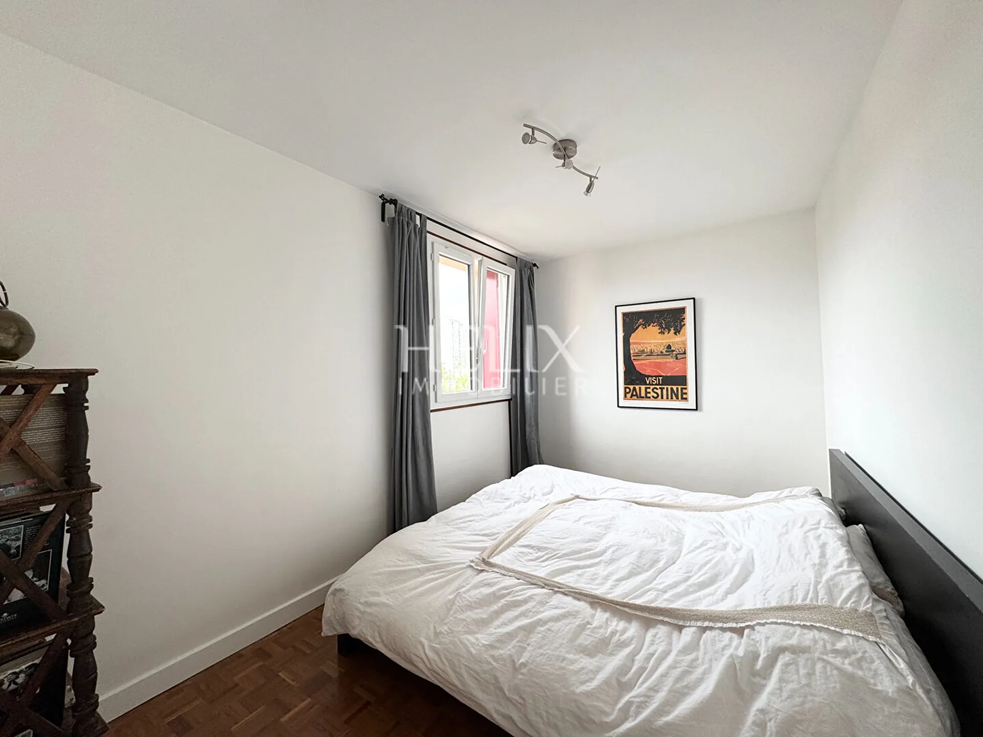 À louer à Chatou – 5 pièces traversant de 84 m² au 3ᵉ et dernier étage dans une résidence de standing