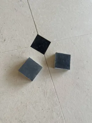 Pierre de France au 36 rue de Bourgogne à Paris, dallage intérieur et terrasse. PARIS - LYON - UZÈS - NÎMES - BEZIERS - AVIGNON - BASTIA LP PIERRE NATURELLE à PERIGUEUX 