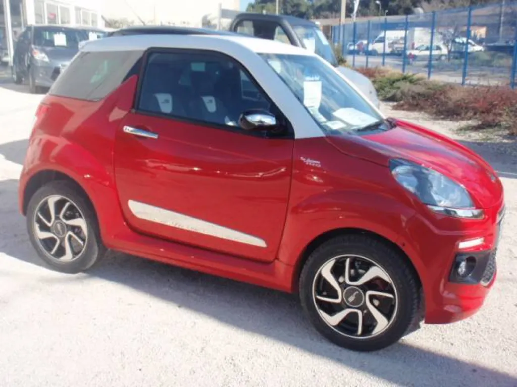 VENTE VOITURE SANS PERMIS LIGIER JS50 ELEGANCE MOTEUR DCI REVOLUTION PRES DE SAINT TROPEZ DANS LE VAR 83 