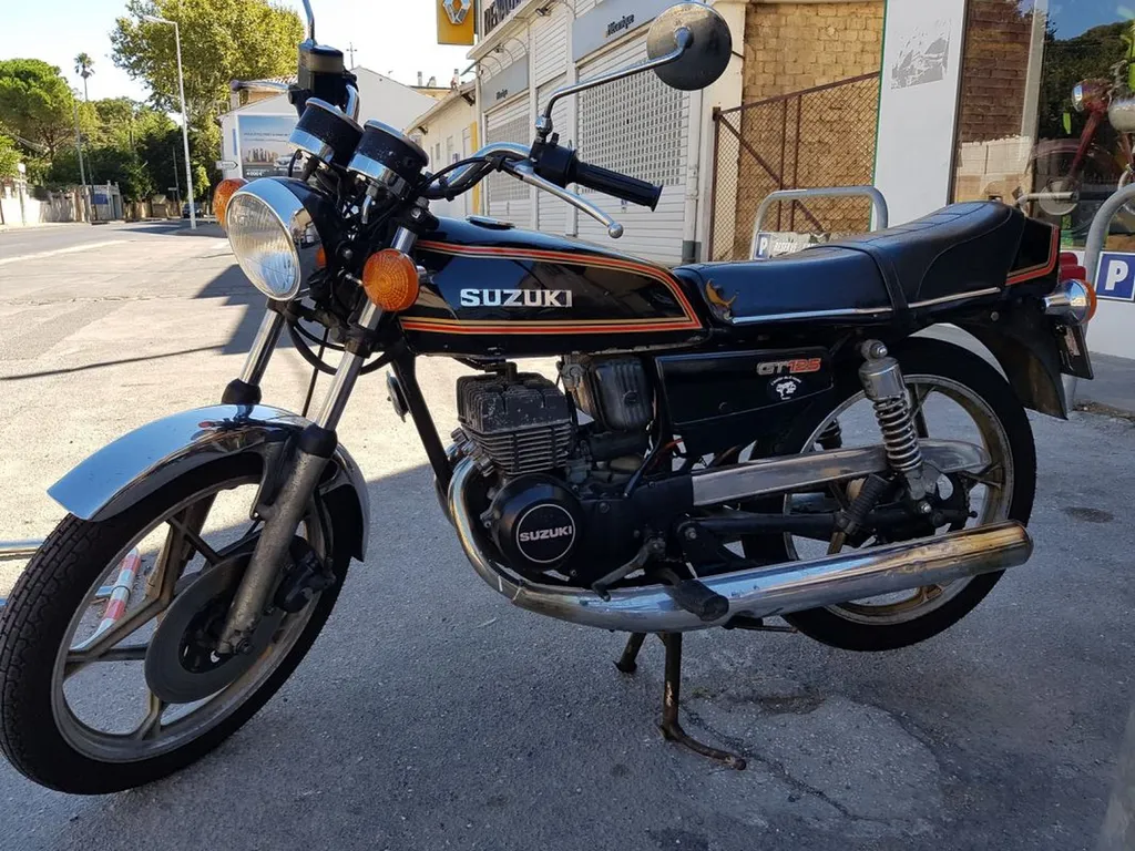  MOTO OCCASION SUZUKI GT 125 GOLD LABEL de 1979