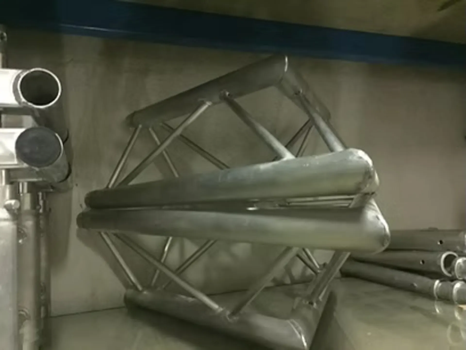 POINTE 45° STRUCTURE TRIO 2 DEPARTS 290