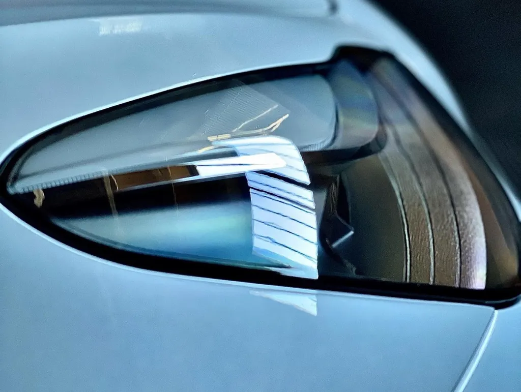 Protection traitement céramique carrosserie et jantes Tesla modèle 3 Lyon 