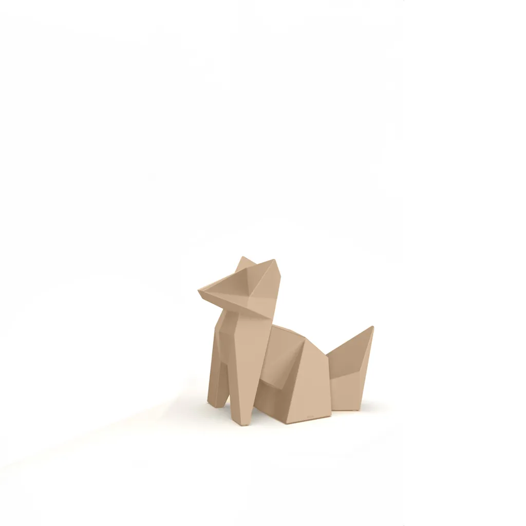 Statue renard Origami Kokitsune design par Vondom disponible chez Ginette Design à Labège pro