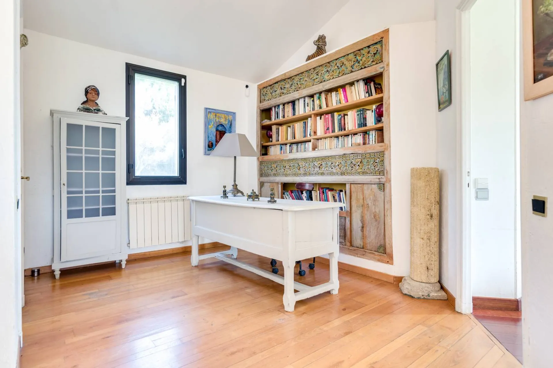 A vendre maison individuelle T4 de plain-pied Cassis  au calme, en campagne, avec piscine et vue mer