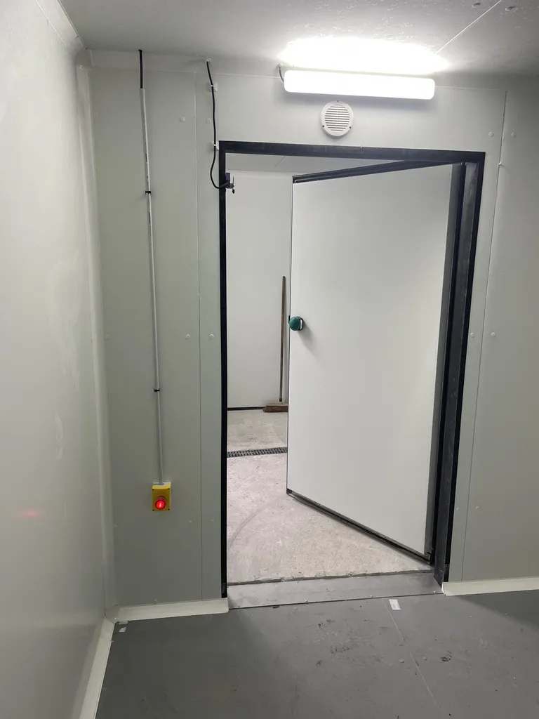 vente et installation d une Chambre froide négative et positive à Bourgtheroulde 