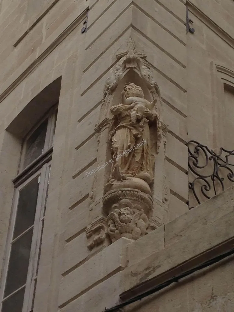 Restauration d'une sculpture en pierre