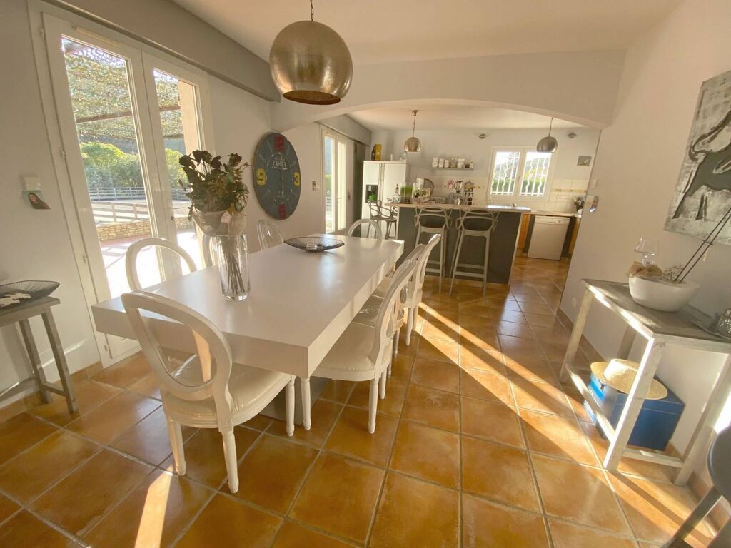 propriété dans les vignes a vendre la bédoule