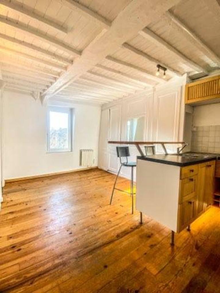 Acheter un appartement T2 en Duplex à l'Hotel de ville de Rouen (76) 