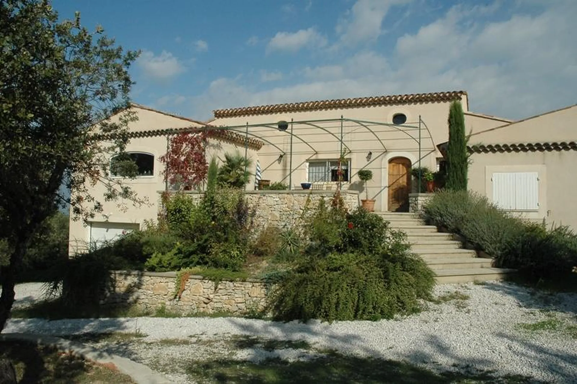 Comtat Venaissin, Propriété sur 18.500 m² en pleine nature