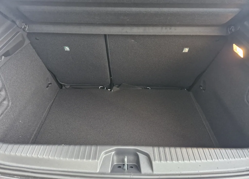 Renault Clio V Evolution dCi 100 SUREQUIPEE 10KM occasion / Garantie 36 mois / Caméra de recul / Carte main libre / Allumage auto phares & essuies vitres près de Toulouse à Plaisance du Touch