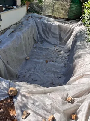 Création complète de puits perdu 15m3 avec terrassement spécialisé et réhabilitation du terrain à Marseille