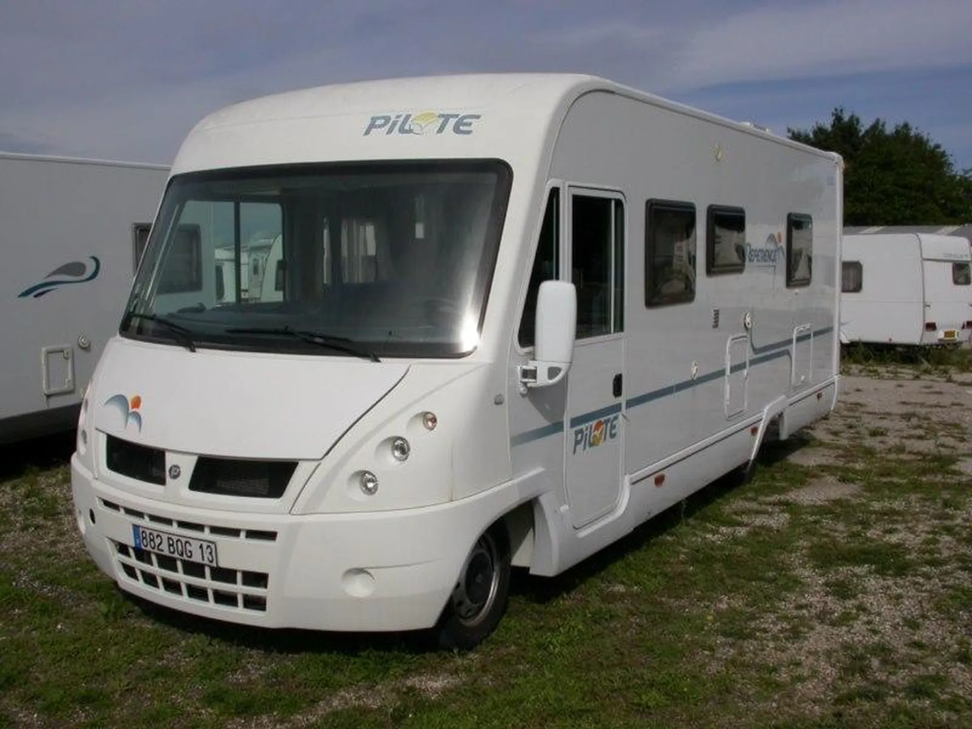 INTEGRAL LIT JUMEAUX A LANCON DE PROVENCE 13680