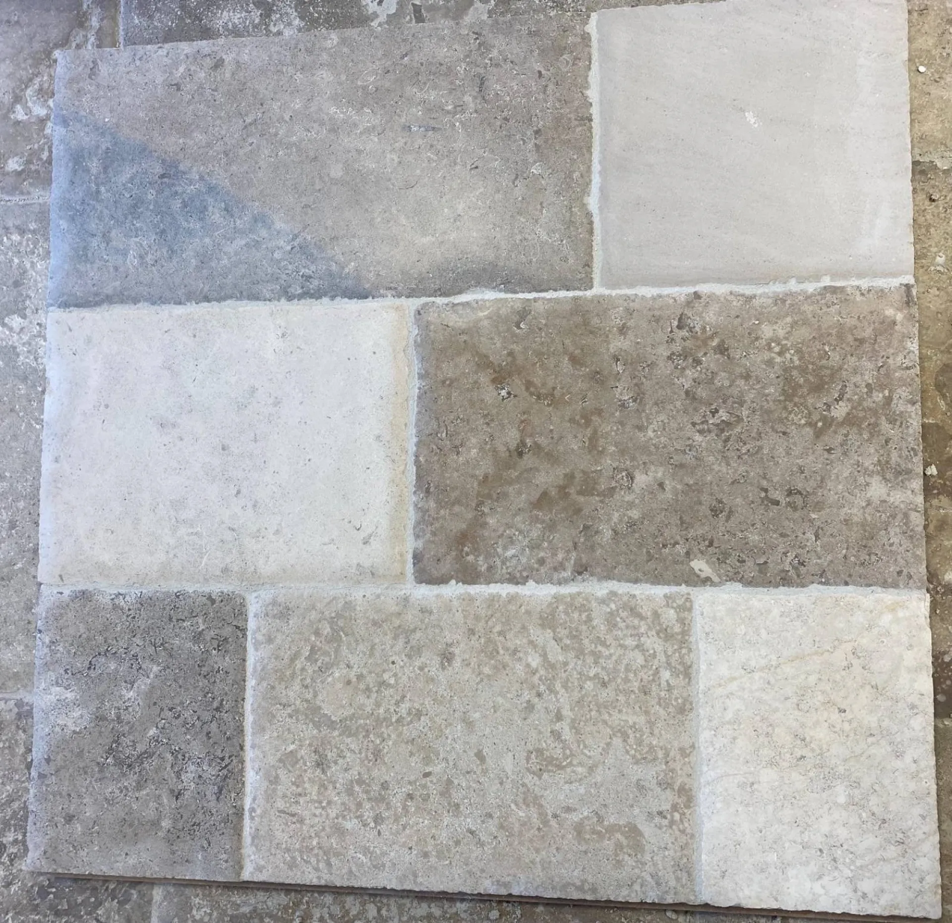 Pierre de Dordogne, pierre naturelle pour dallage, sol intérieur et extérieur, Périgord entre Bordeaux, Toulouse et  Limoges