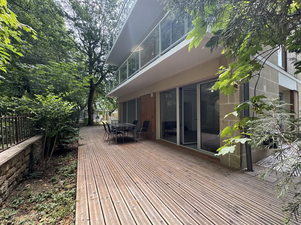 Location à Saint Germain en Laye dans le quartier forêt exceptionnel appartement en duplex avec terrasse d'une surface de 121 M²