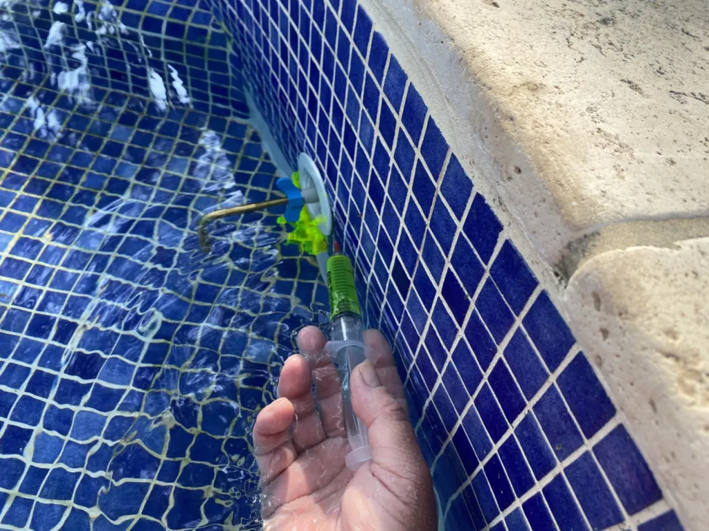 Localisation de fuite sur piscine carrelée sans casse et sans vidange à Orléans dans le 45