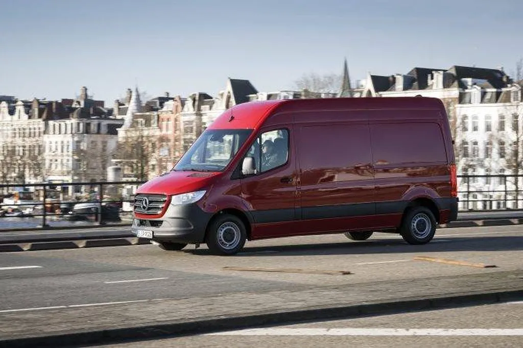 Fourgon Mercedes Sprinter en LLD à Bordeaux