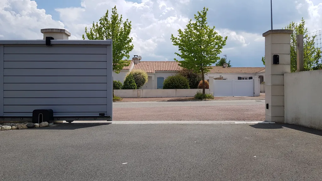 Came As13depannage.fr motorisations, portails et portes de garage à vos côtés à Septèmes depuis 1996 !