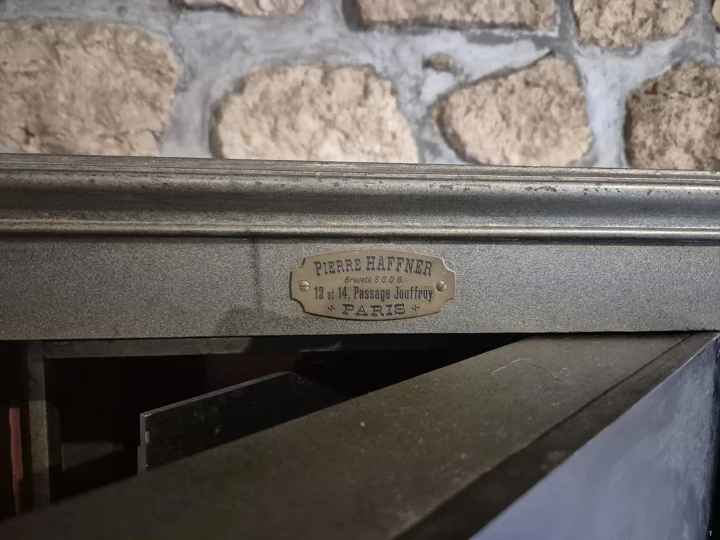 artisan serrurier sur chantilly expert dans la réparation de coffre-fort