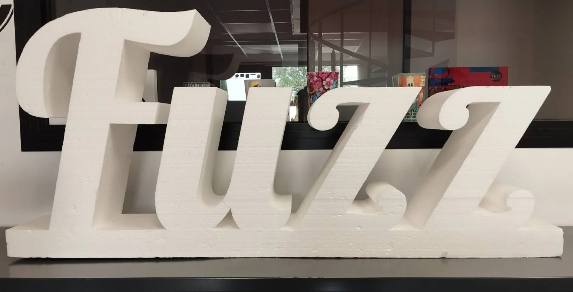 découpe de lettres géantes à Toulouse