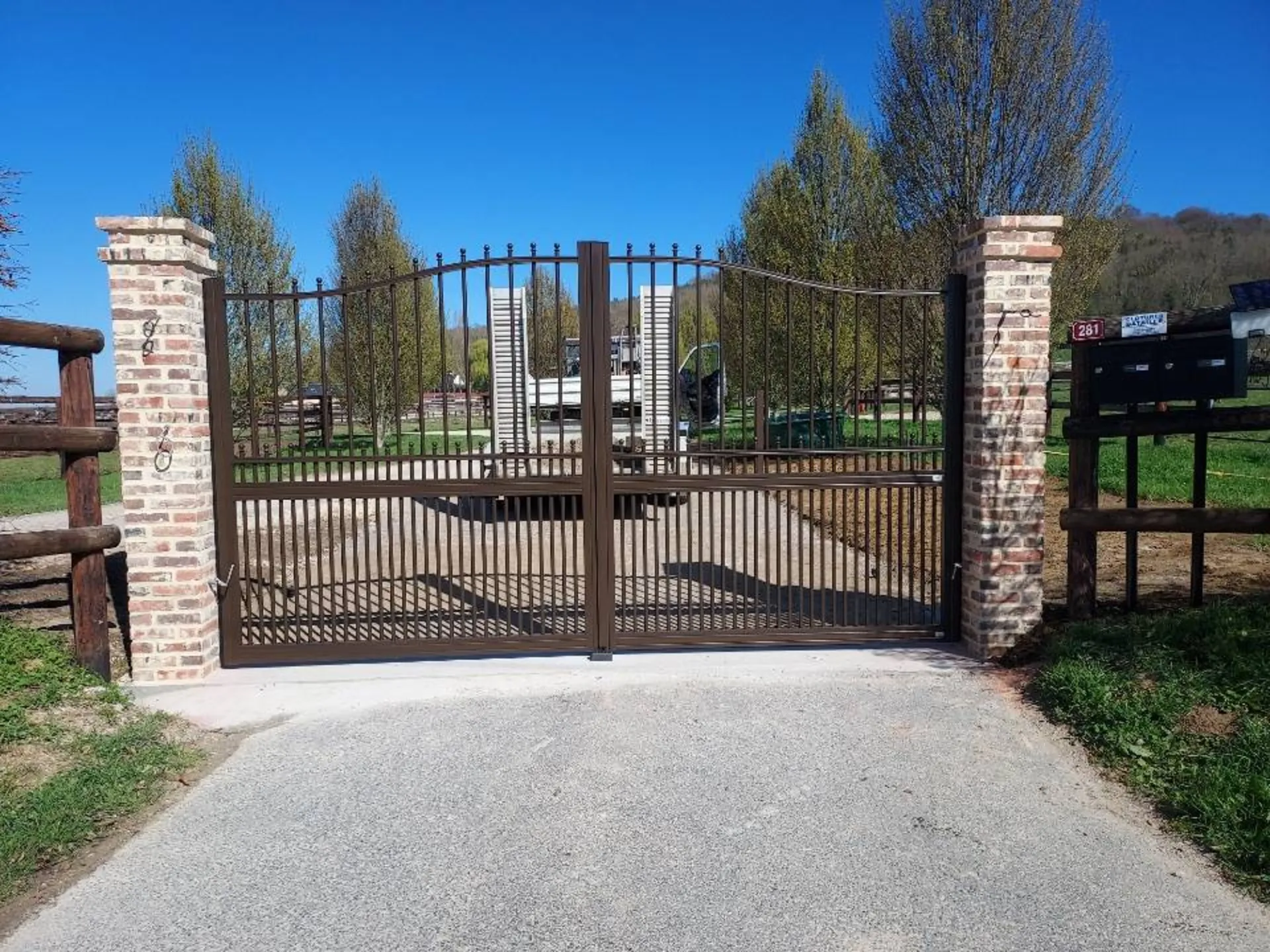 installation portail en alu style rétro proche Lisieux 14