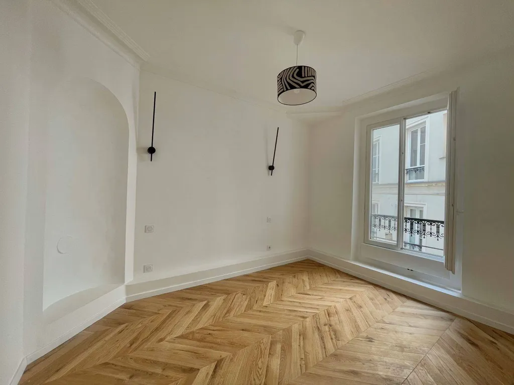 Appartement avec balcon entièrement rénové - Mac Mahon / Ternes / Arc de Triomphe