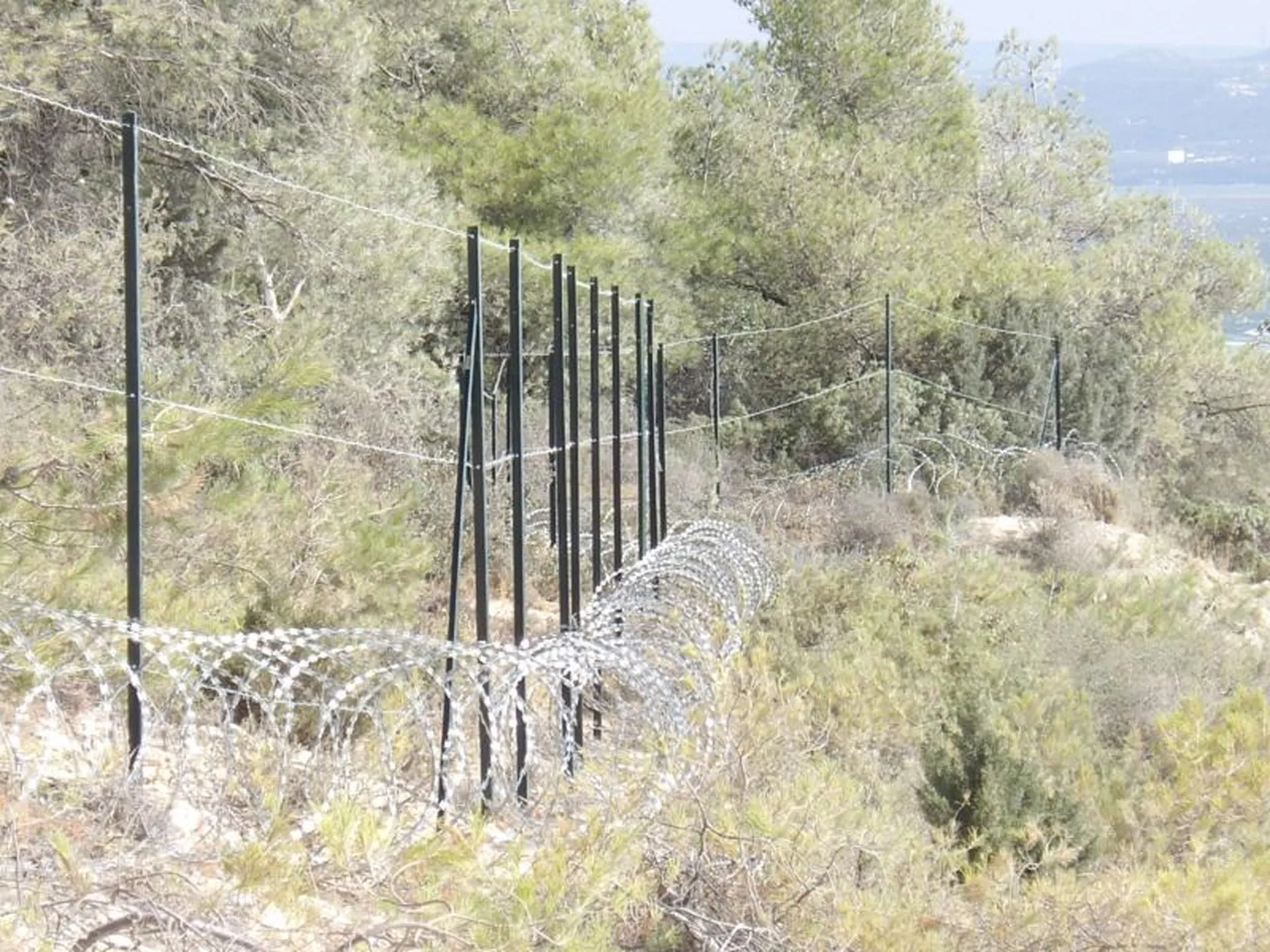 pose d'un reseau tigre dans les bouches du rhone
