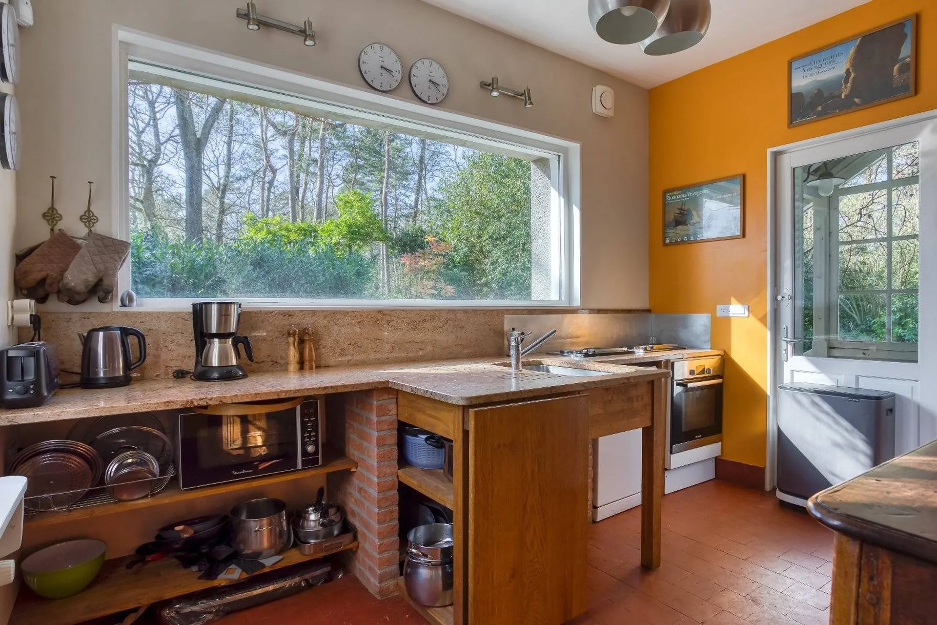 Maison de caractère de 245m² sur un jardin de 2 785m² à Sainte-Marguerite-sur-Mer - En Normandie.