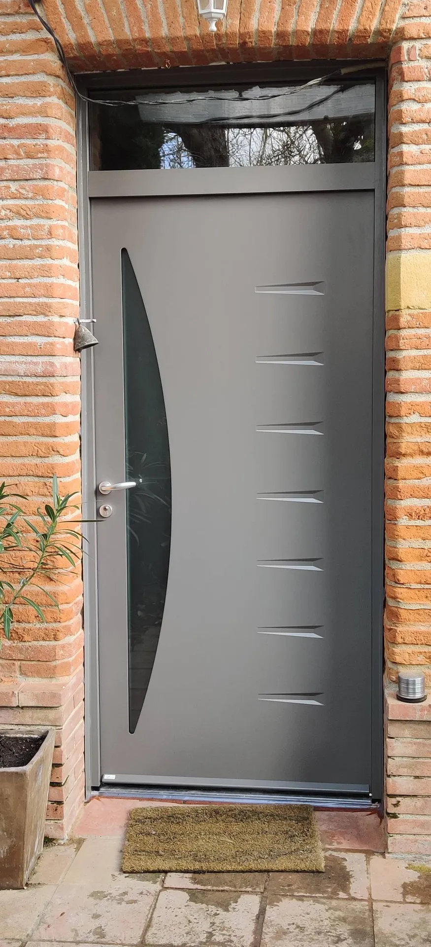 Rénovation d'une porte d'entrée ACIER  (Gragnague)