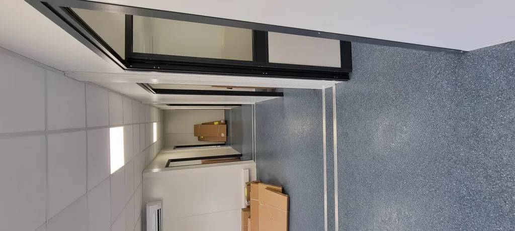 Nouveau locaux de Renault à Avignon en structures modulaires