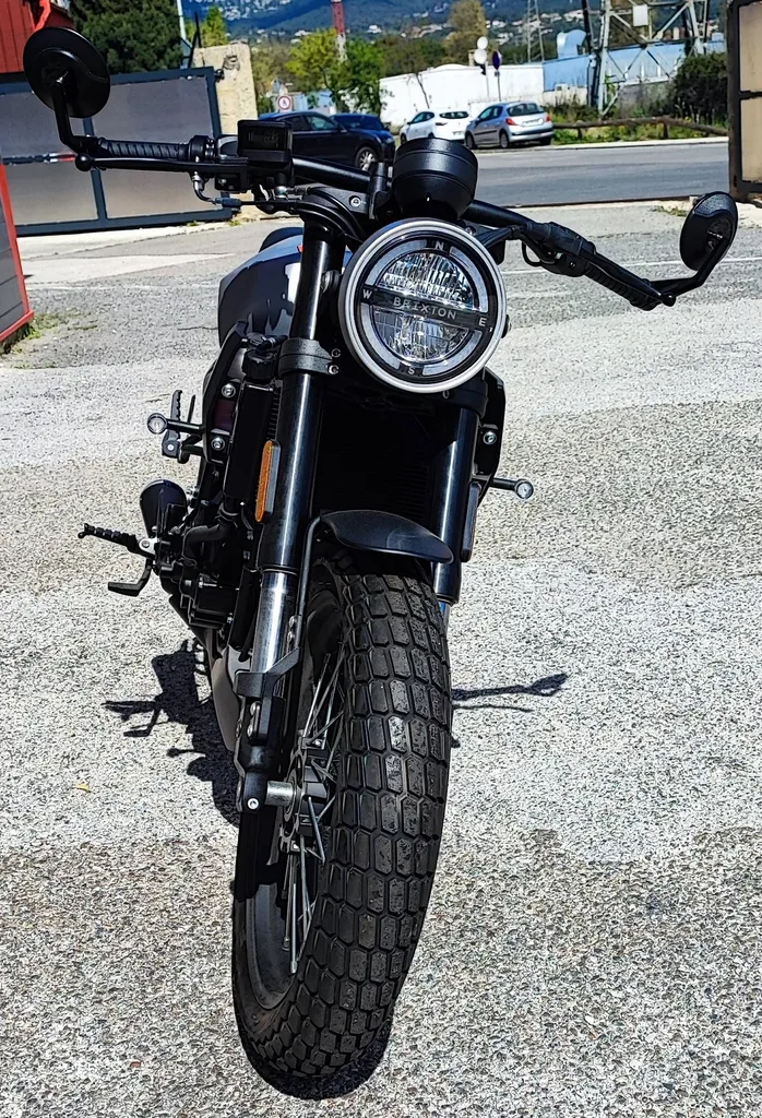 DÉSTOCKAGE Moto Neuve BRIXTON Crossfire 500