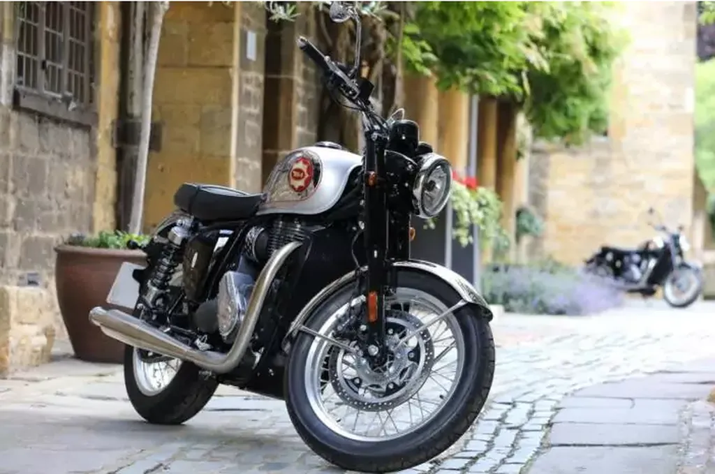 BSA GOLDSTAR 650 LEGACY EDITION