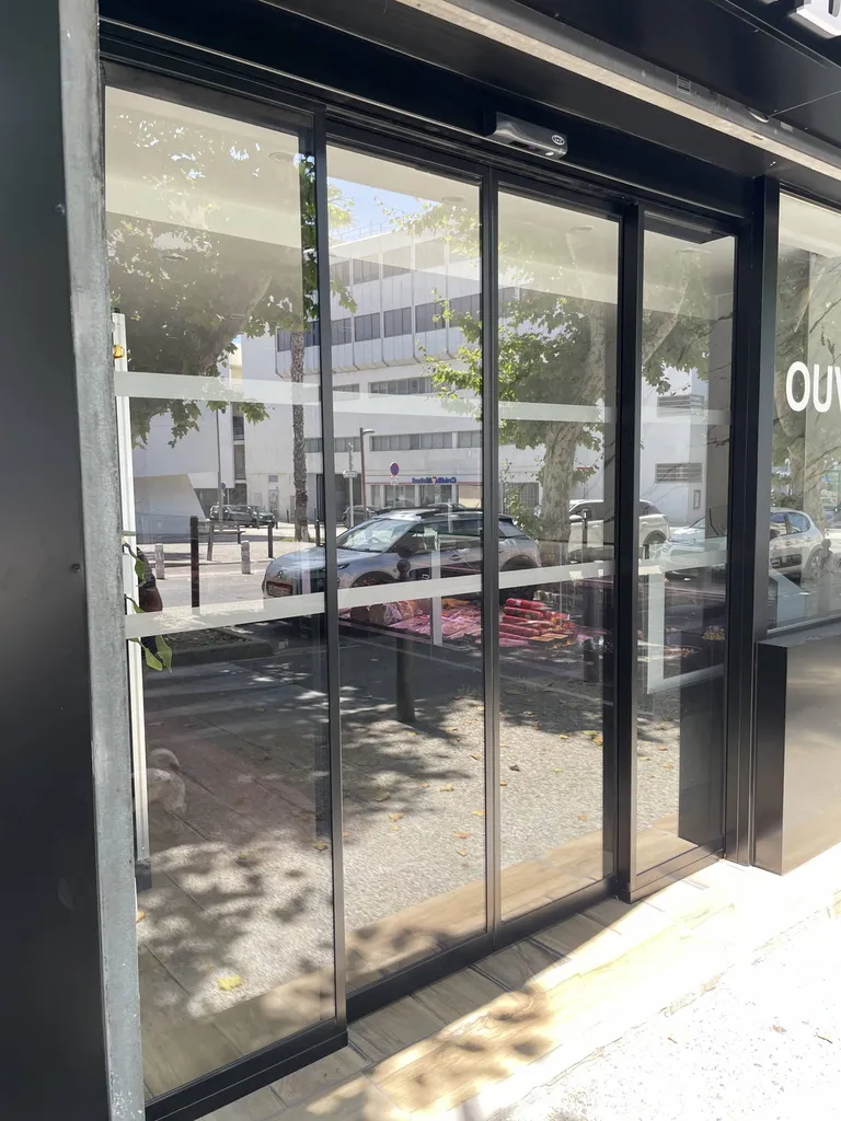 Création portes automatique coulissante sur mesure à La Ciotat 13