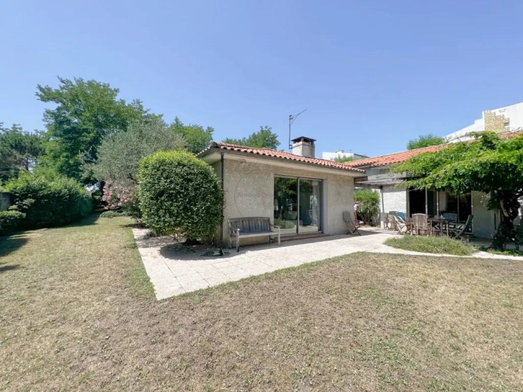 Maison avec terrain a vendre à Bruges