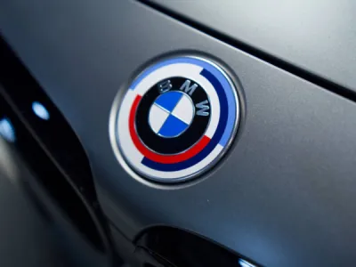 Grâce au PPF film de protection XPEL, cette BMW 430i conserve son apparence d’origine et bénéficie d’une protection longue durée.