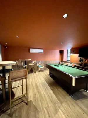 Salle de jeux et billard à La Catrina à Nice