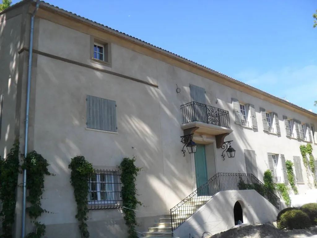 FACADE EN BADIGEON DE CHAUX BASTIDE à AIX EN PROVENCE