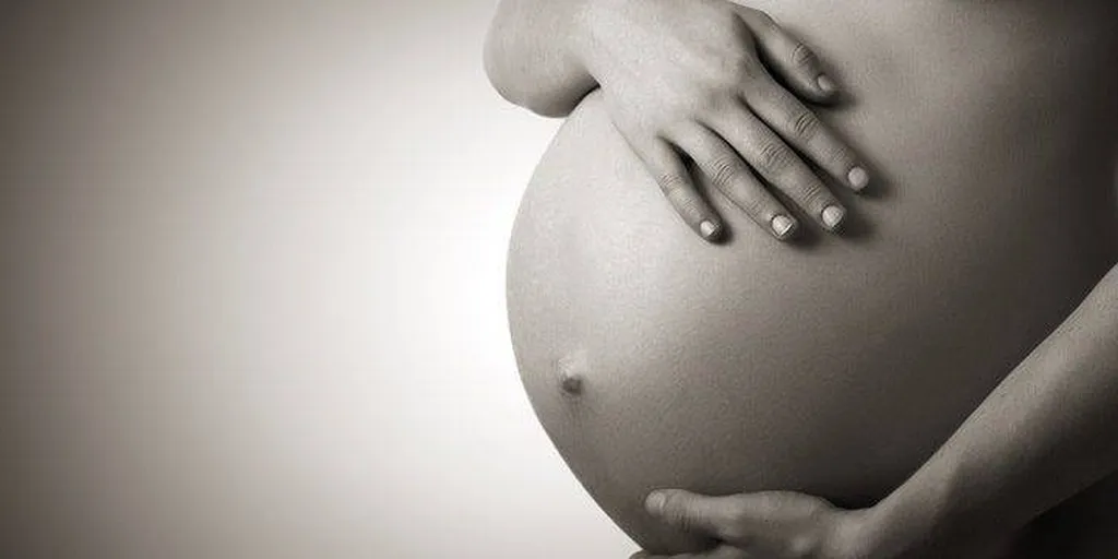 Nausées vomissements et troubles digestif de la femme enceinte traités par l'acupuncture à Lyon