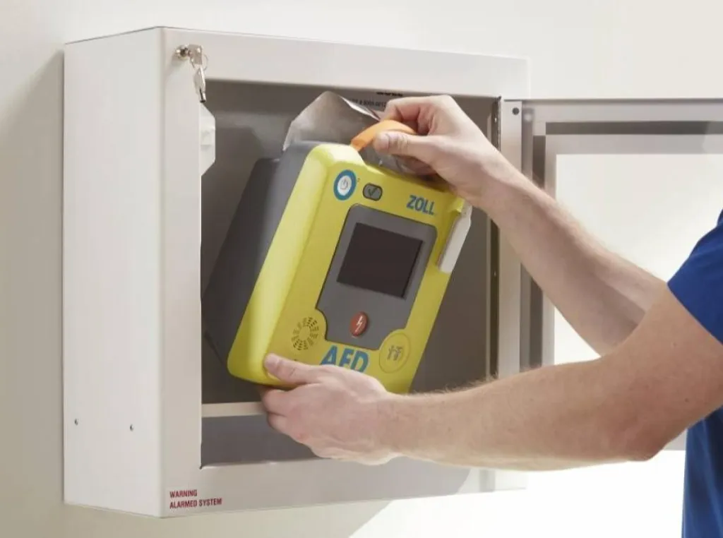 maintenance curative de défibrillateur 