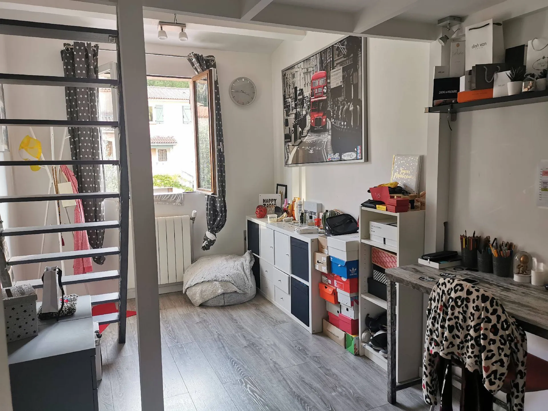 Vente maison Carnoux en Provence au calme, avec terrasse et véranda